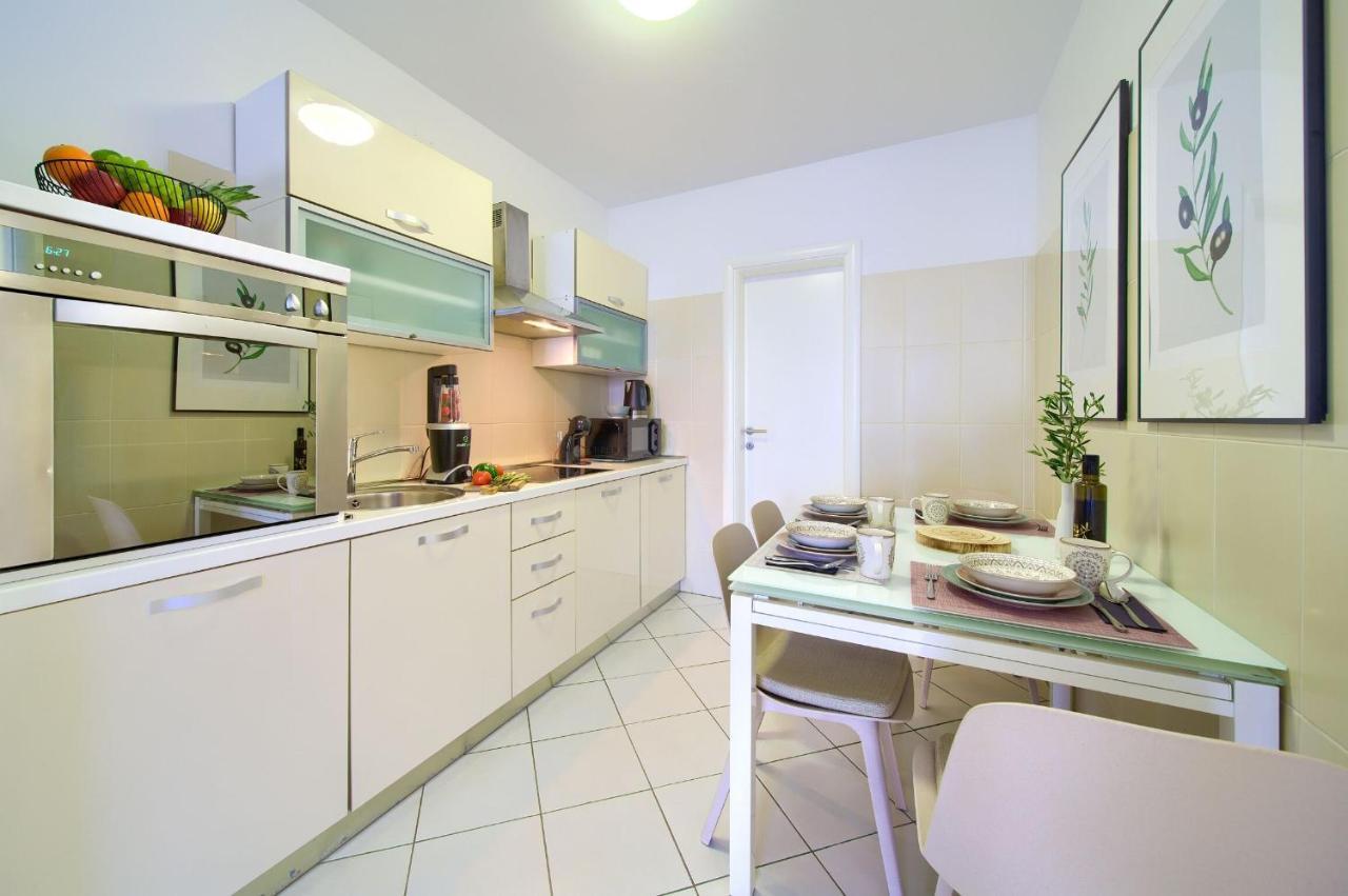 Apartments Aster มาลินสกา ภายนอก รูปภาพ